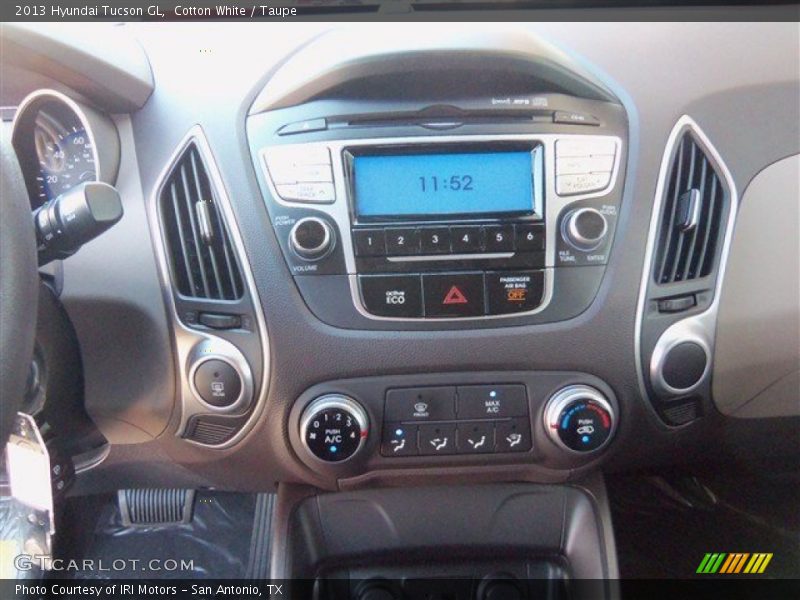 Cotton White / Taupe 2013 Hyundai Tucson GL