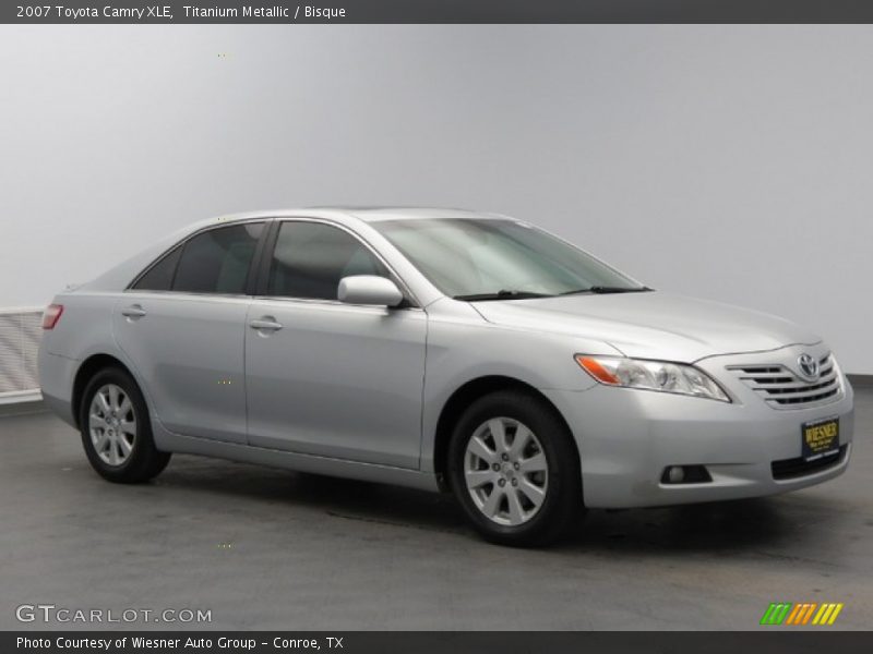 Titanium Metallic / Bisque 2007 Toyota Camry XLE