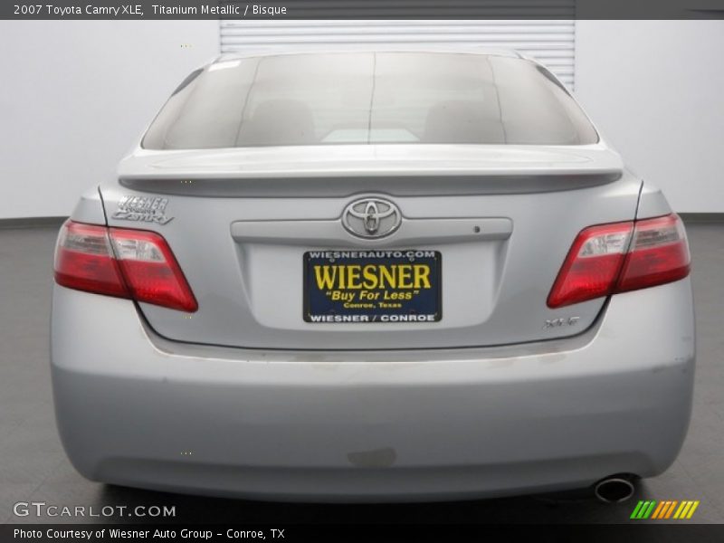 Titanium Metallic / Bisque 2007 Toyota Camry XLE