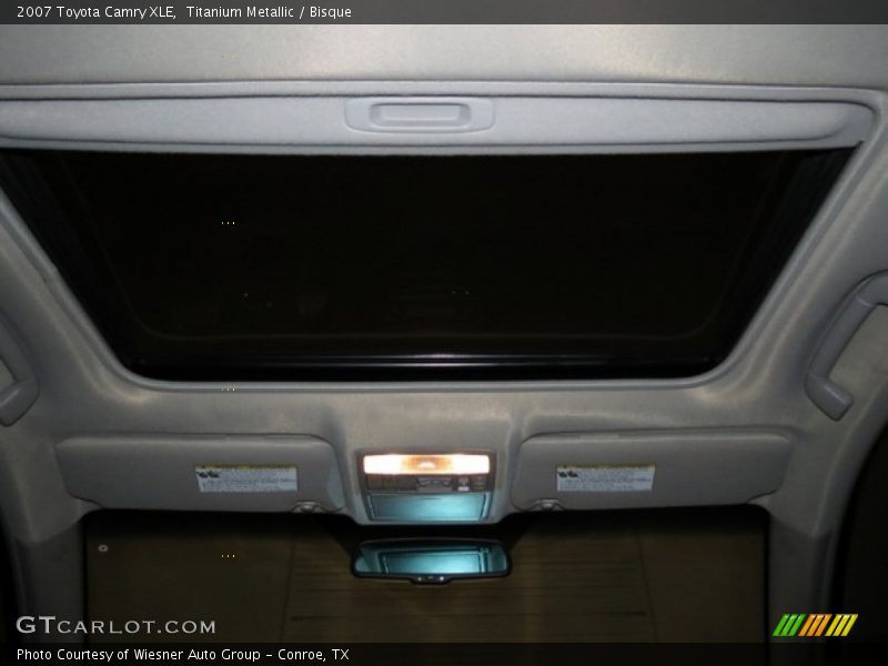 Titanium Metallic / Bisque 2007 Toyota Camry XLE