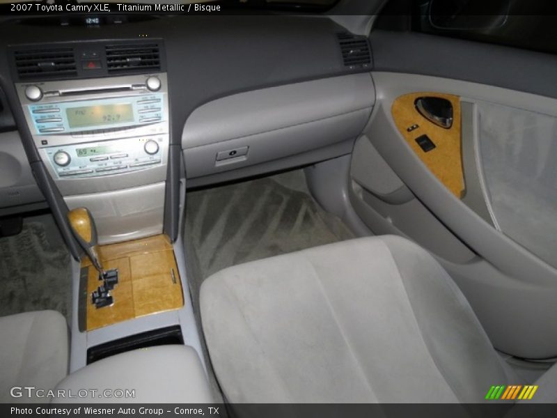 Titanium Metallic / Bisque 2007 Toyota Camry XLE