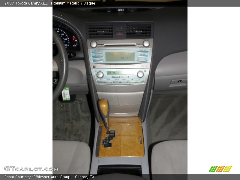 Titanium Metallic / Bisque 2007 Toyota Camry XLE