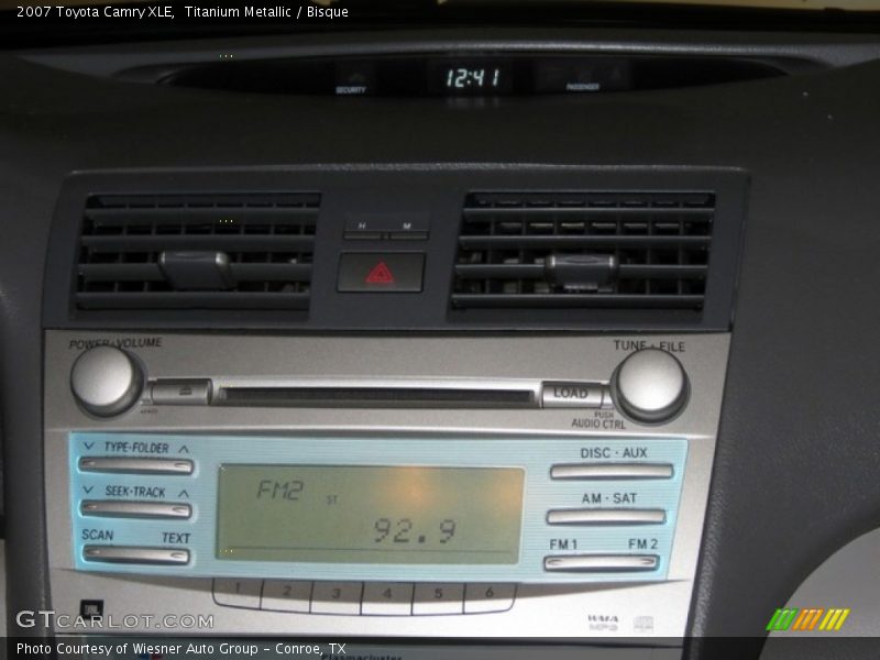 Titanium Metallic / Bisque 2007 Toyota Camry XLE