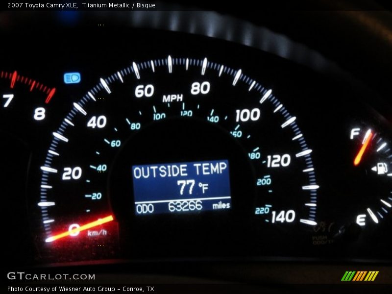 Titanium Metallic / Bisque 2007 Toyota Camry XLE