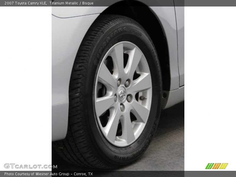 Titanium Metallic / Bisque 2007 Toyota Camry XLE