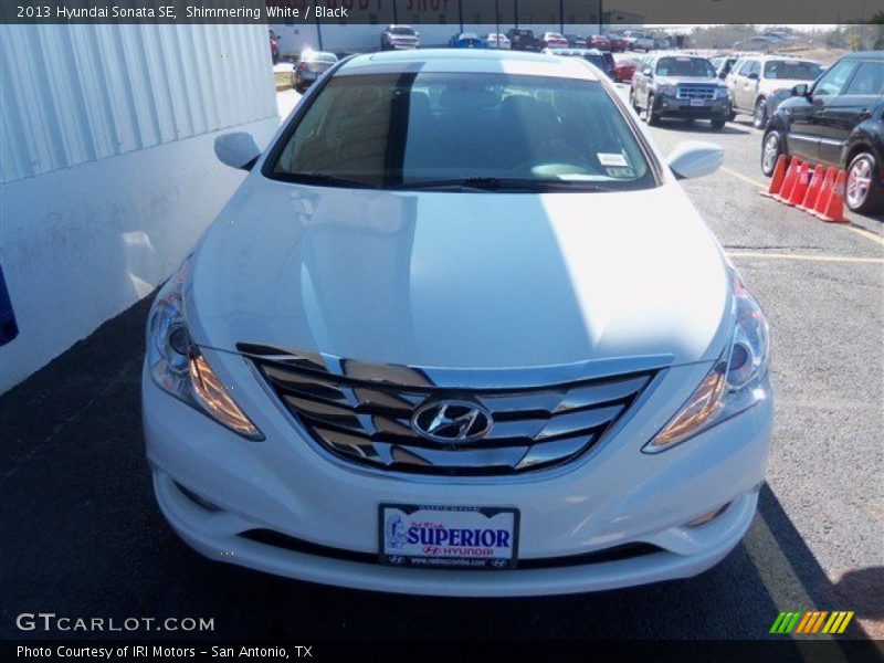 Shimmering White / Black 2013 Hyundai Sonata SE