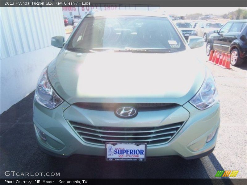 Kiwi Green / Taupe 2013 Hyundai Tucson GLS