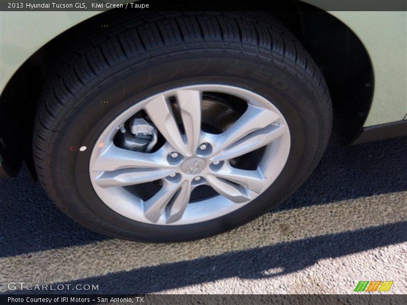 Kiwi Green / Taupe 2013 Hyundai Tucson GLS