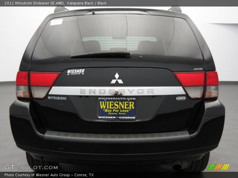 Kalapana Black / Black 2011 Mitsubishi Endeavor SE AWD