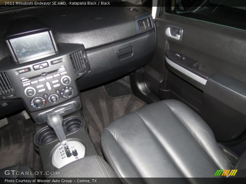 Kalapana Black / Black 2011 Mitsubishi Endeavor SE AWD