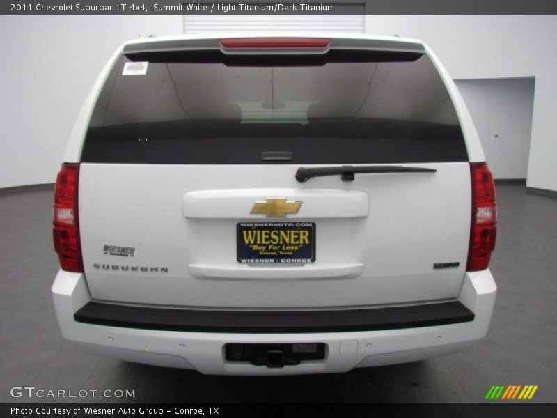 Summit White / Light Titanium/Dark Titanium 2011 Chevrolet Suburban LT 4x4