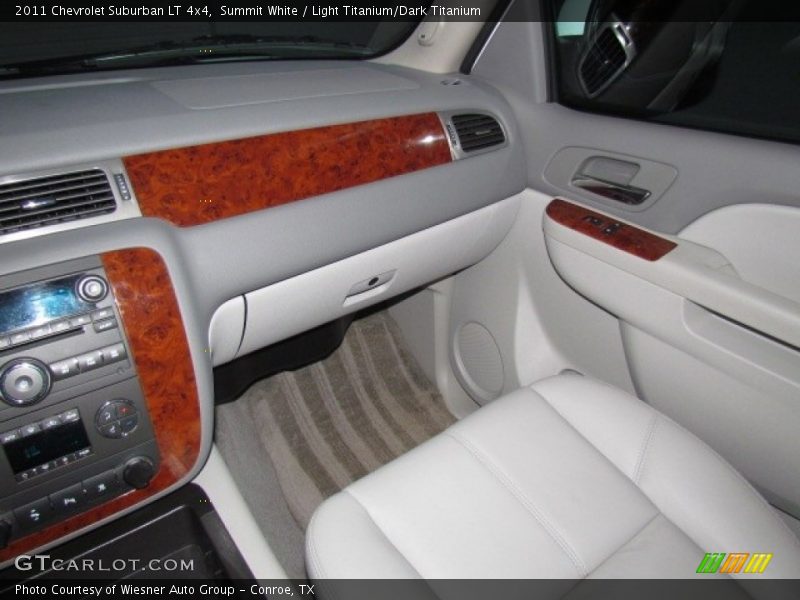 Summit White / Light Titanium/Dark Titanium 2011 Chevrolet Suburban LT 4x4