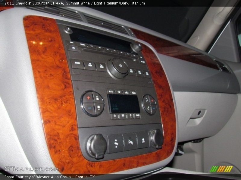 Summit White / Light Titanium/Dark Titanium 2011 Chevrolet Suburban LT 4x4
