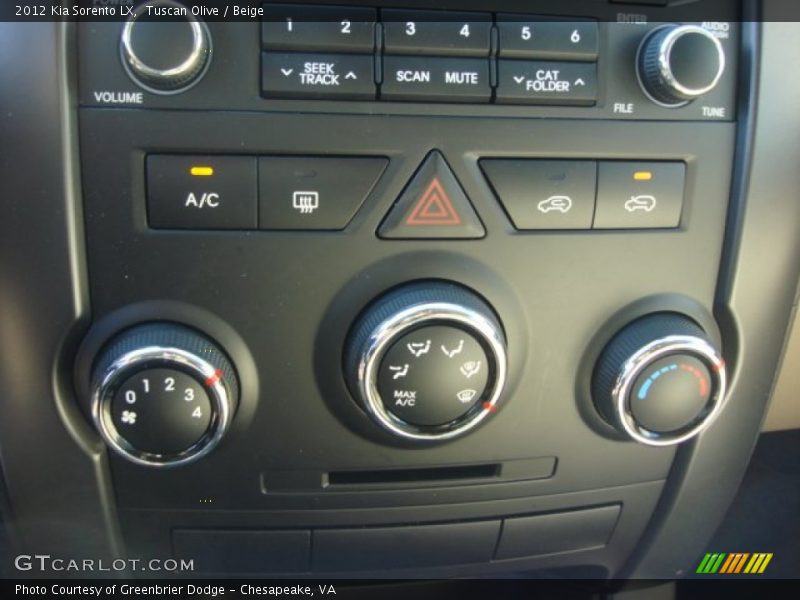 Tuscan Olive / Beige 2012 Kia Sorento LX