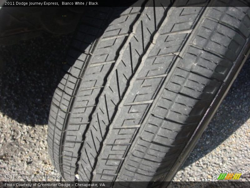 Bianco White / Black 2011 Dodge Journey Express