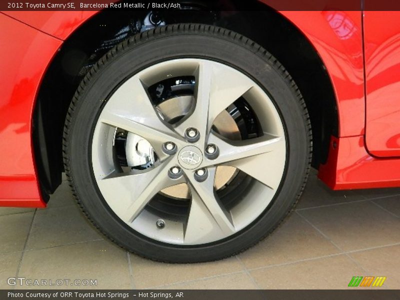 Barcelona Red Metallic / Black/Ash 2012 Toyota Camry SE