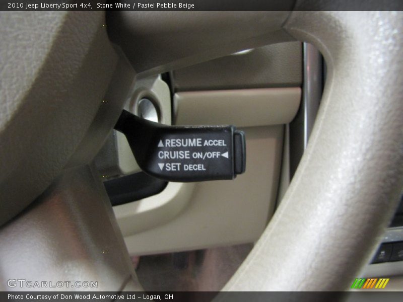 Stone White / Pastel Pebble Beige 2010 Jeep Liberty Sport 4x4