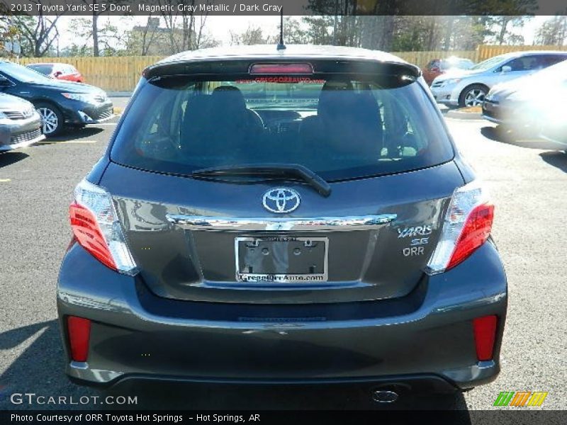 Magnetic Gray Metallic / Dark Gray 2013 Toyota Yaris SE 5 Door