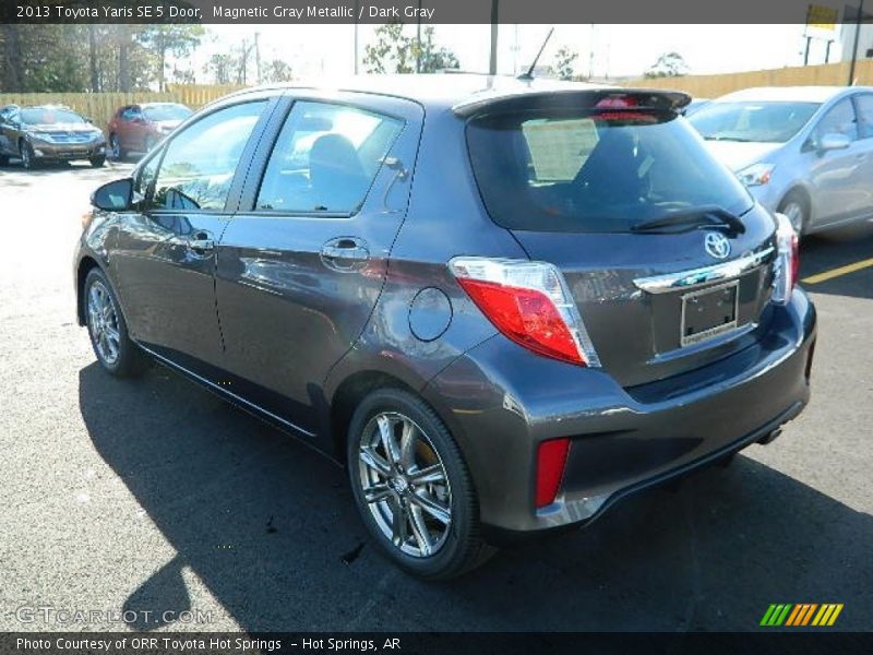 Magnetic Gray Metallic / Dark Gray 2013 Toyota Yaris SE 5 Door