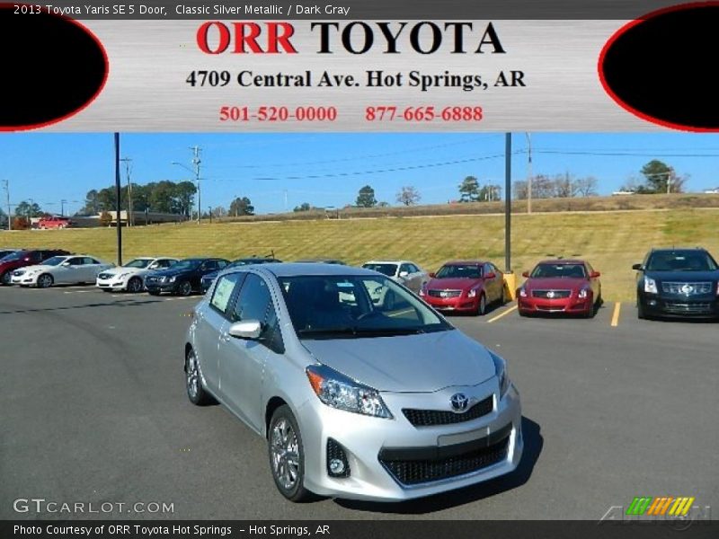 Classic Silver Metallic / Dark Gray 2013 Toyota Yaris SE 5 Door