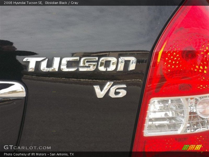 Obsidian Black / Gray 2008 Hyundai Tucson SE