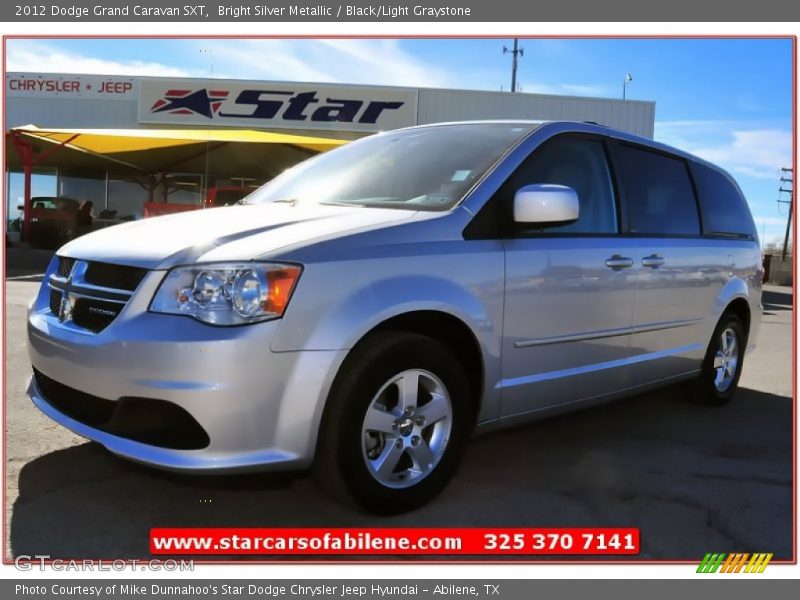 Bright Silver Metallic / Black/Light Graystone 2012 Dodge Grand Caravan SXT