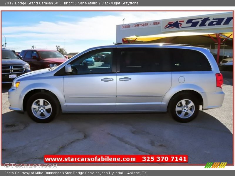 Bright Silver Metallic / Black/Light Graystone 2012 Dodge Grand Caravan SXT