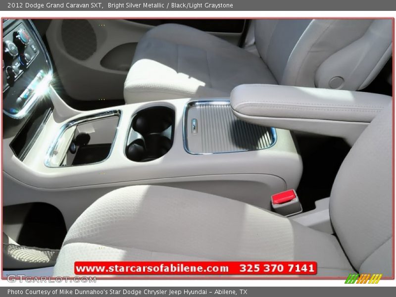 Bright Silver Metallic / Black/Light Graystone 2012 Dodge Grand Caravan SXT