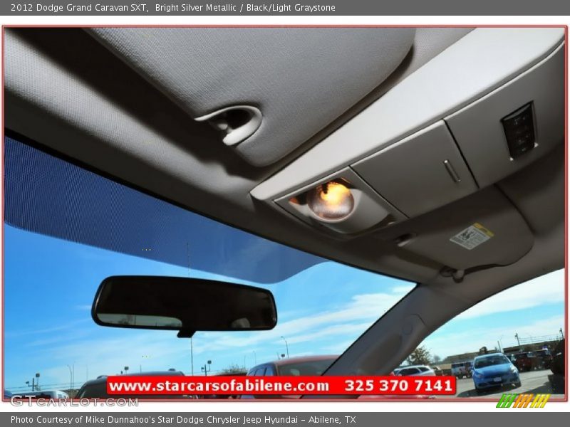 Bright Silver Metallic / Black/Light Graystone 2012 Dodge Grand Caravan SXT