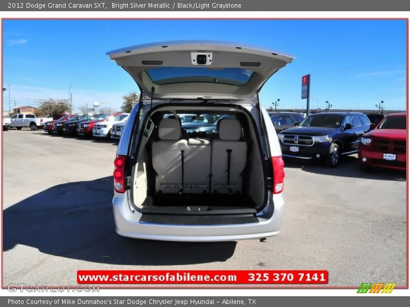 Bright Silver Metallic / Black/Light Graystone 2012 Dodge Grand Caravan SXT