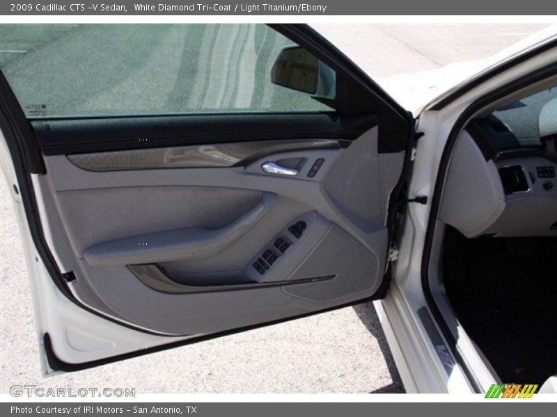White Diamond Tri-Coat / Light Titanium/Ebony 2009 Cadillac CTS -V Sedan