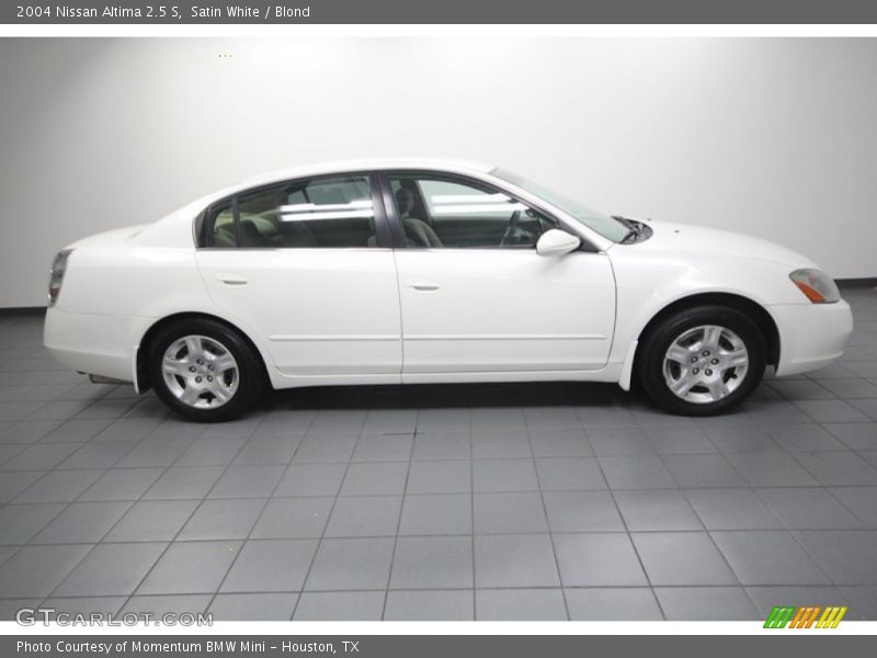 Satin White / Blond 2004 Nissan Altima 2.5 S