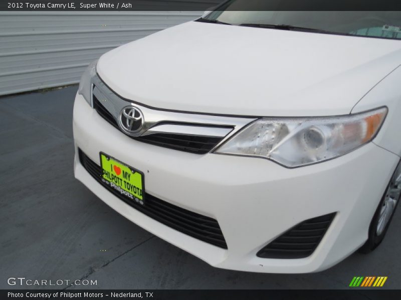 Super White / Ash 2012 Toyota Camry LE