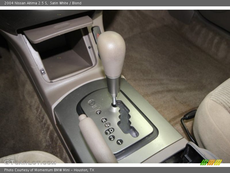 Satin White / Blond 2004 Nissan Altima 2.5 S