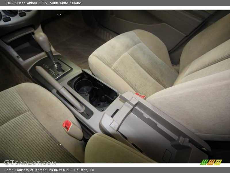 Satin White / Blond 2004 Nissan Altima 2.5 S