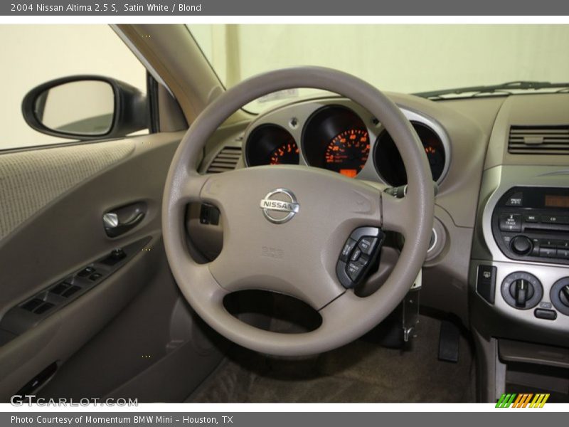 Satin White / Blond 2004 Nissan Altima 2.5 S