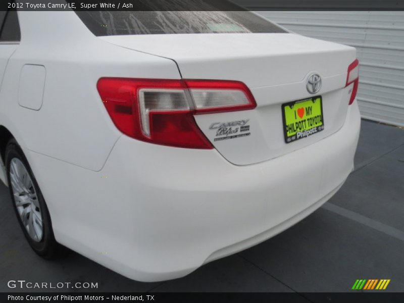 Super White / Ash 2012 Toyota Camry LE