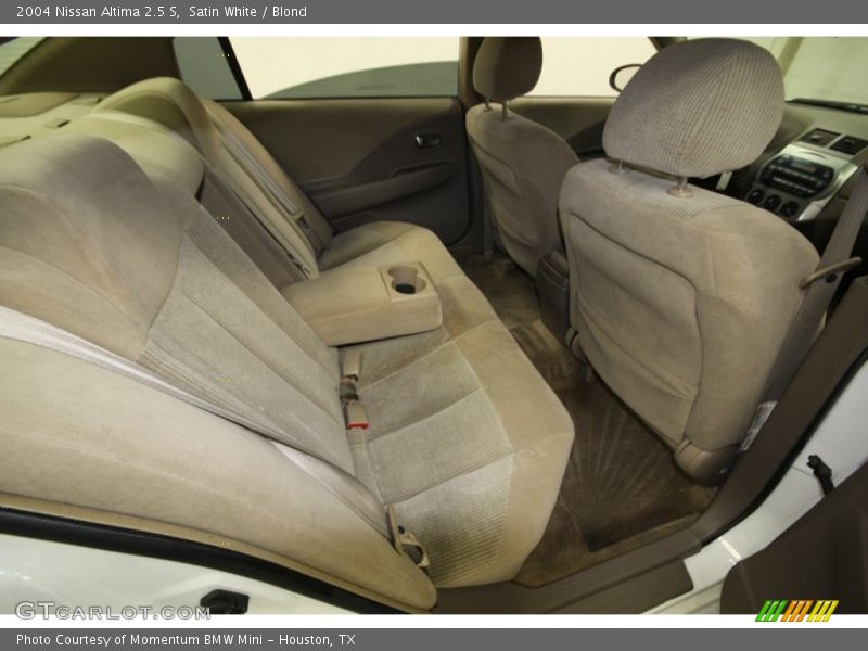 Satin White / Blond 2004 Nissan Altima 2.5 S