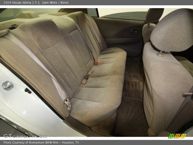 Satin White / Blond 2004 Nissan Altima 2.5 S