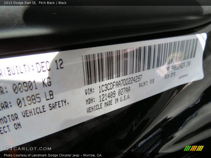 Pitch Black / Black 2013 Dodge Dart SE