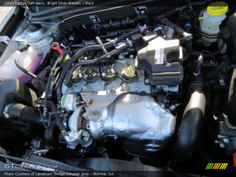 Bright Silver Metallic / Black 2013 Dodge Dart Aero