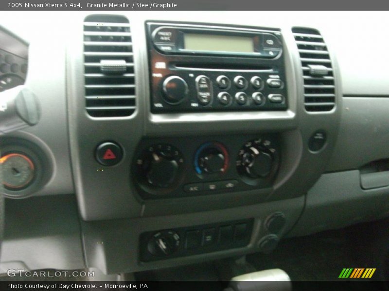 Granite Metallic / Steel/Graphite 2005 Nissan Xterra S 4x4