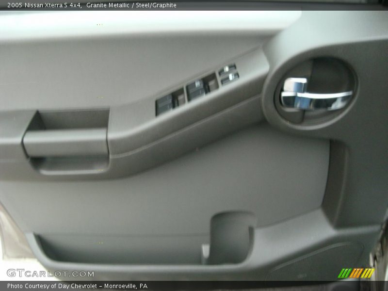 Granite Metallic / Steel/Graphite 2005 Nissan Xterra S 4x4