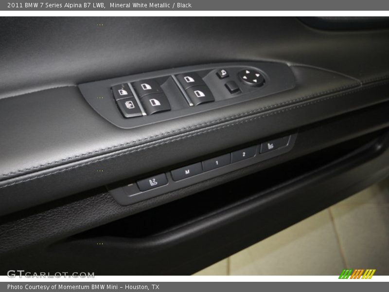 Controls of 2011 7 Series Alpina B7 LWB