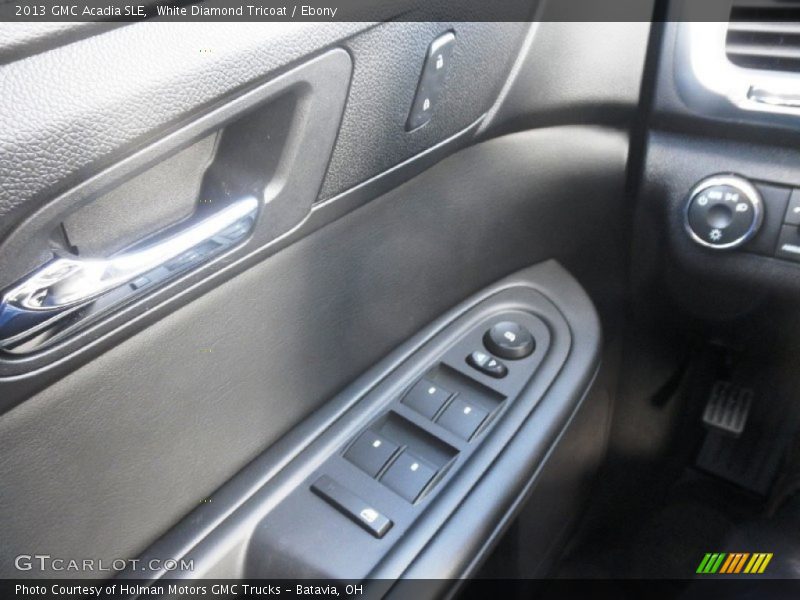 White Diamond Tricoat / Ebony 2013 GMC Acadia SLE