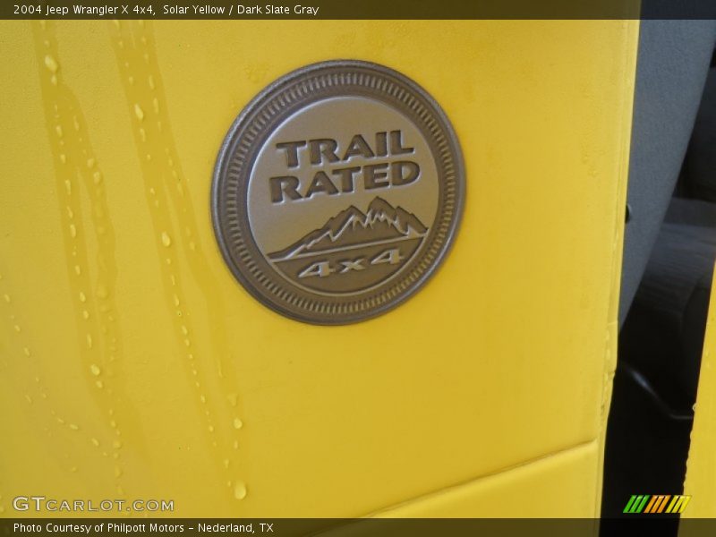 Solar Yellow / Dark Slate Gray 2004 Jeep Wrangler X 4x4