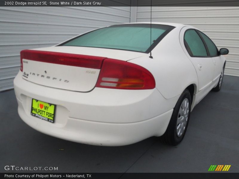 Stone White / Dark Slate Gray 2002 Dodge Intrepid SE