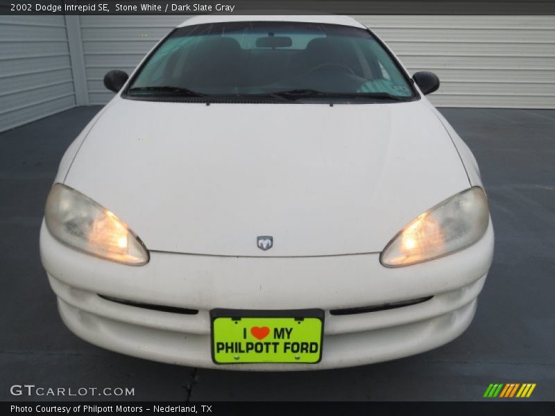 Stone White / Dark Slate Gray 2002 Dodge Intrepid SE