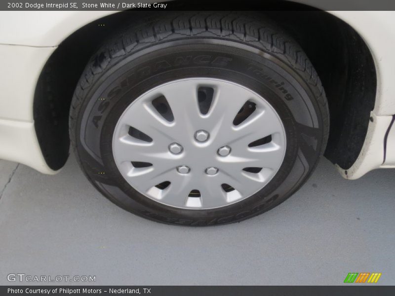 Stone White / Dark Slate Gray 2002 Dodge Intrepid SE