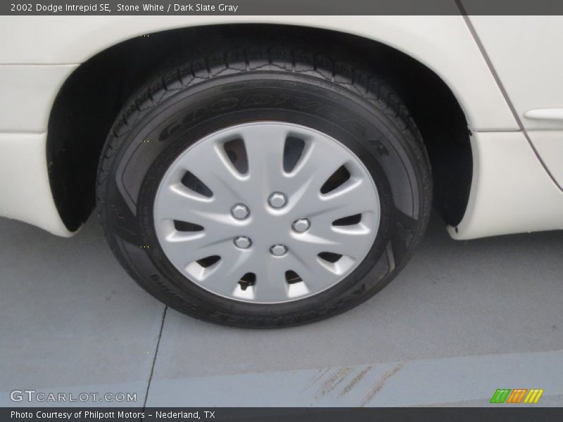 Stone White / Dark Slate Gray 2002 Dodge Intrepid SE